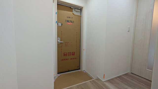 【玄関】