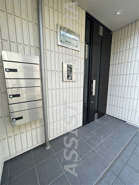 サニーベール三軒茶屋のエントランス