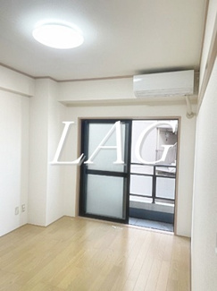 【居間・リビング】 | シャルマン | 洋室のお部屋です。