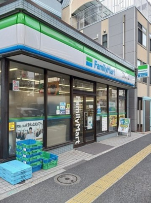 【周辺】 | ラシュレ十条 | ファミリーマート上十条一丁目店まで150m