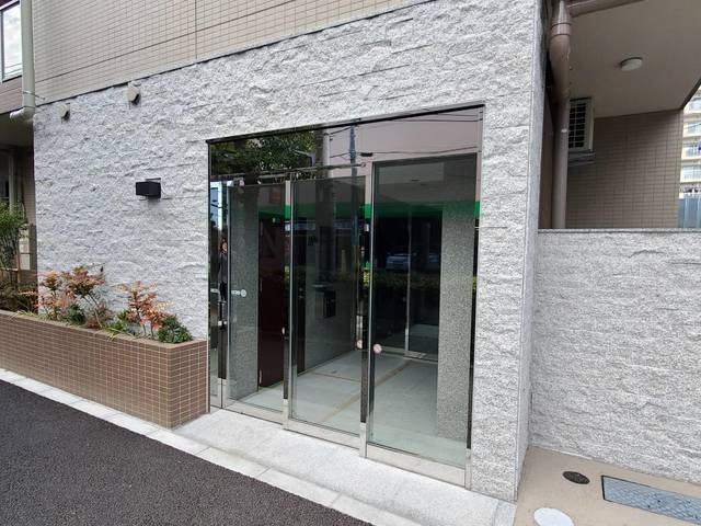 【エントランス】