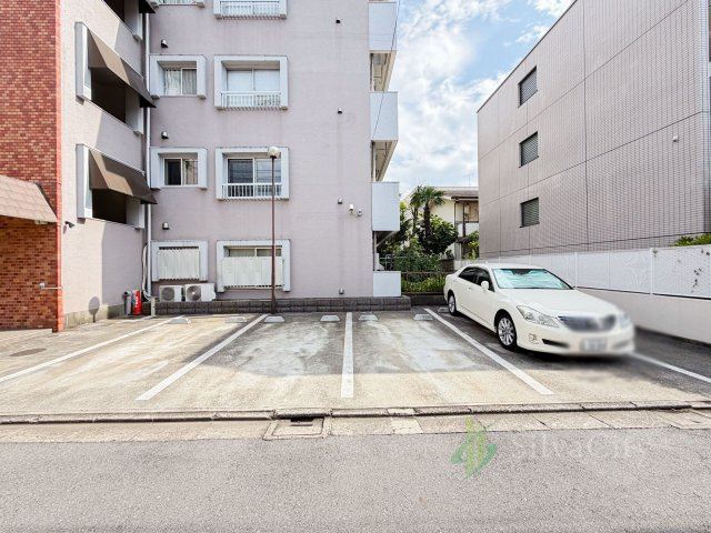 サンシュウ常盤台第一コーポの駐車場|駐車場