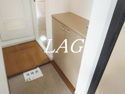 【玄関】 | リヴァリー成城 | 玄関です。