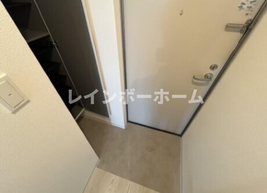 ジーメゾン大宮吉野町の玄関