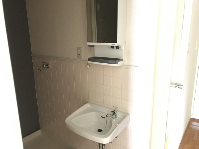 ハニーサイド塩屋の洗面所