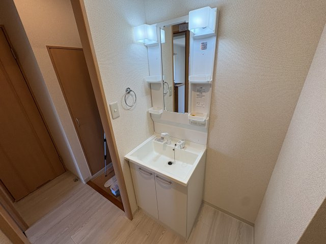 神戸市北区鹿の子台南町２丁目のハイツの洗面所