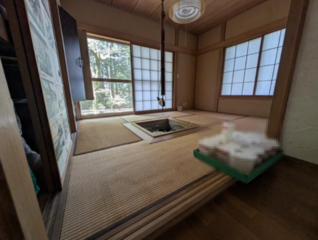 函南町　南箱根ダイヤランドの和室|1F和室・囲炉裏付き