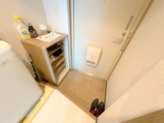 アミティ宝塚Aの玄関|シンプルで使いやすい玄関です
