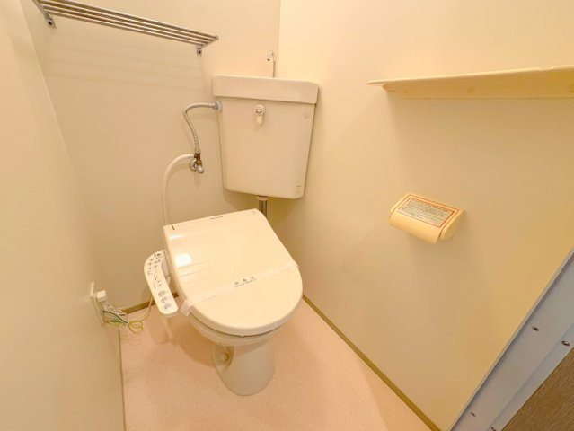 アミティ宝塚Aのトイレ|コンパクトで使いやすいトイレです
