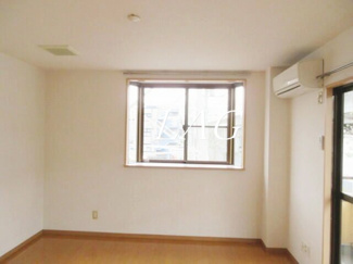 【居間・リビング】 | アルテール | 洋室のお部屋です。