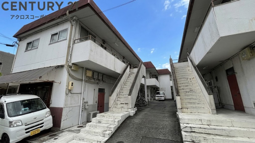 敷地内に駐輪場があります♪