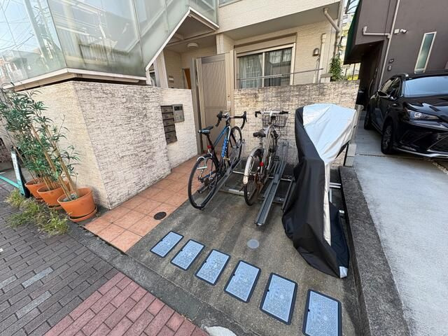 ベルコート千田のその他共用部分|エントランスです