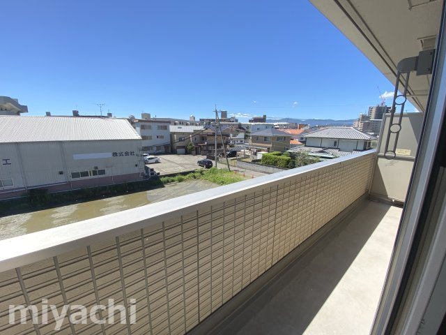 フェリーチェ大岡のバルコニー