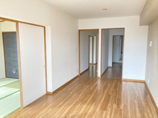 【居間・リビング】 | ＩＬ　ＭＥＳＳＡＧＧＩＯ | 別のお部屋の写真です