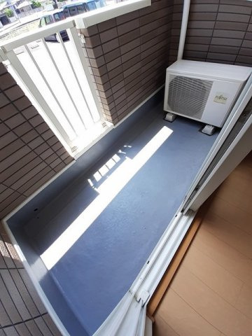 メゾン　アクティブ　Ｂのバルコニー|バルコニーからの眺めを楽しみながら食事をしませんか