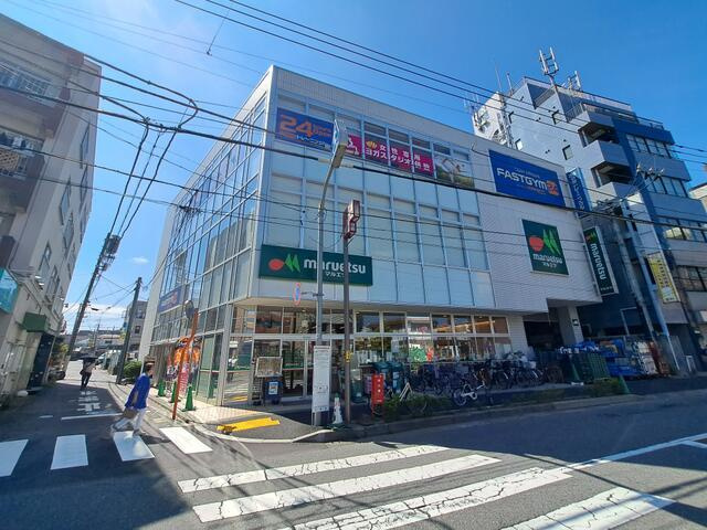 ＬＵＯＲＥ新井薬師|マルエツ　新井薬師前店まで389m