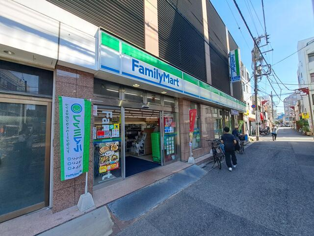 ＬＵＯＲＥ新井薬師|ファミリーマート　新…まで374m