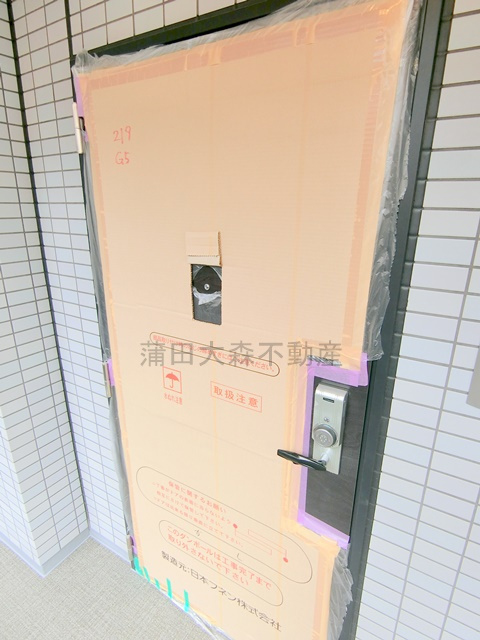 ガーラ雑色グランドステージの玄関