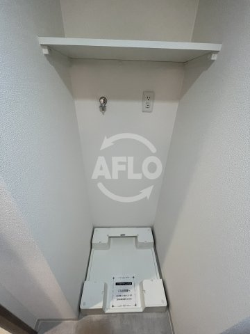 ファーストフィオーレ新大阪グランデの洗面所|ファーストフィオーレ新大阪グランデ　洗濯機置き場