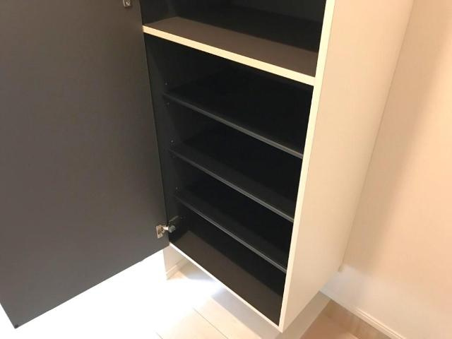 ラ・ソア　新川の収納|靴箱