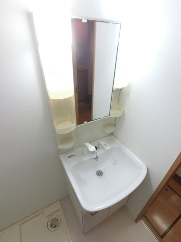 プリムコートの独立洗面台