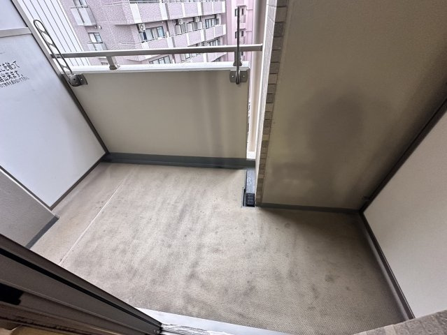 【バルコニー】