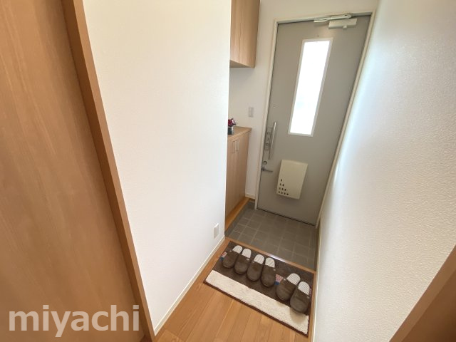 花ポート　Cの玄関