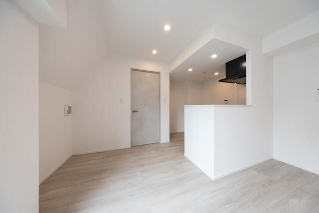 Ｓ－ＲＥＳＩＤＥＮＣＥ亀戸ｂａｌｍの居間・リビング
