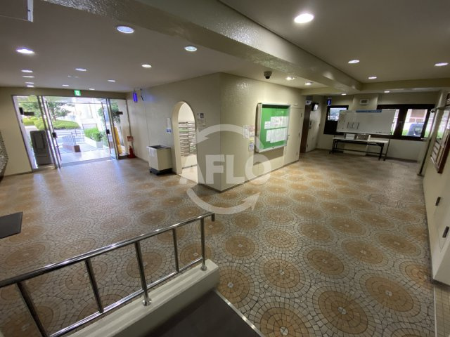 ローレルハイツ大淀　豊崎本庄小学校区のロビー|ローレルハイツ大淀　ロビー