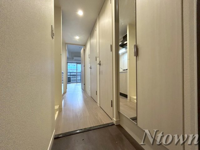 【玄関】 | プレサンス広小路通今池 | 明るい玄関です