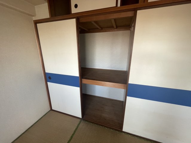 サン・ホワイティ豊里