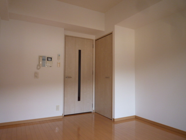 大阪市東淀川区西淡路２丁目のマンション