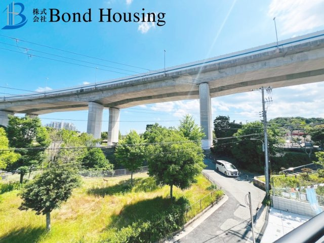 「並列2台駐車可」「長期優良住宅」名谷町2期 1棟の周辺