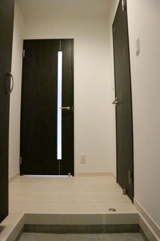 【玄関】GRANDTIC REALISER 