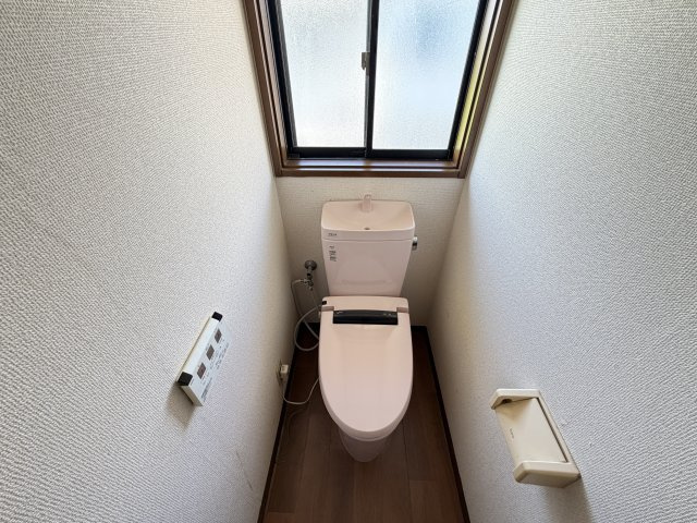 旭市ニ戸建てのトイレ