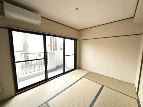 クレスト南浦和弐番館の和室