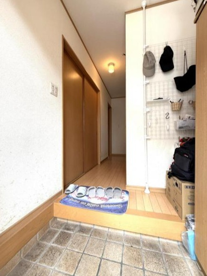 【玄関】 | 山科区大宅御所田町　中古戸建