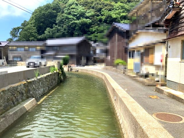 田結　中古戸建　8K+Sの前面道路含む現地写真