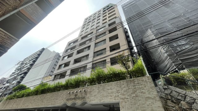 ワコーレ神戸北野セリュックスの外観
