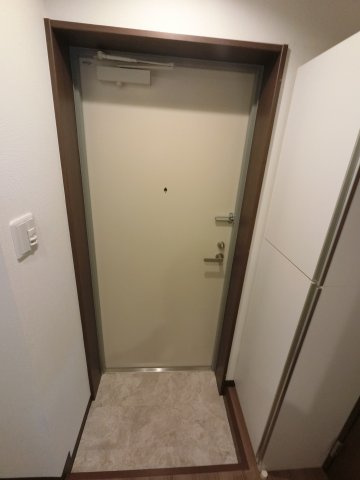 ラシクラス小岩駅前の玄関
