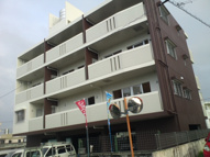 宜野湾市喜友名１丁目のアパートの画像