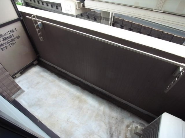 フェニックス三軒茶屋のバルコニー