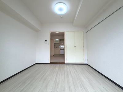 【洋室】 | ジョイフル関内