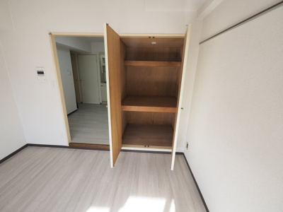 【洋室】 | ジョイフル関内