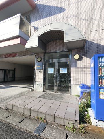 CUBE浦安のロビー