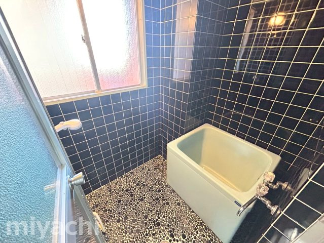 徳島市津田本町４丁目の賃貸マンションの浴室