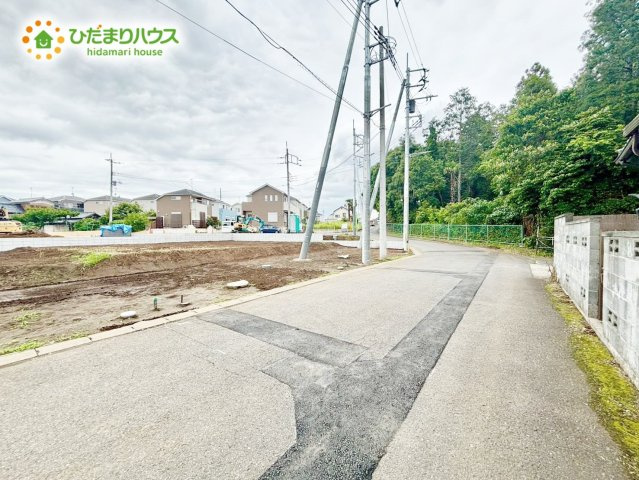 野田市清水635　新築戸建　F号棟の前面道路含む現地写真|接道：南側5m公道