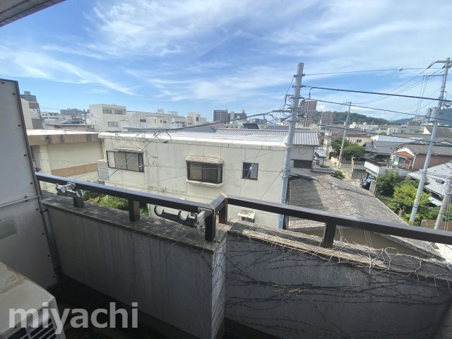 シティハイツ助任のバルコニー