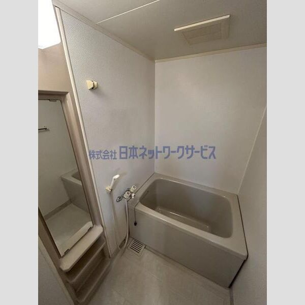 ガーデンハイツ桃山台弐番館の浴室
