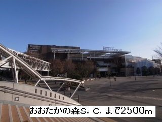 カリーノ・ボスコの周辺